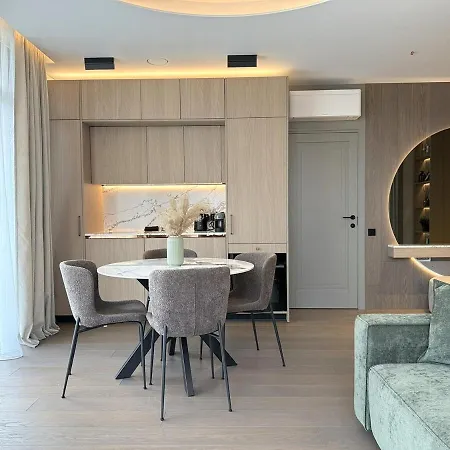Zaliakalnis Luxury Apartamento Kaunas